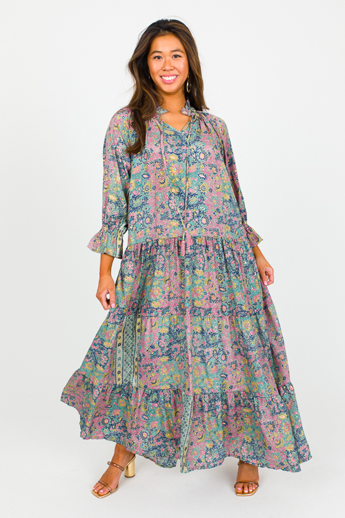 Norah Maxi, Multi