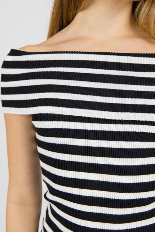 Eyes on Me Stripe Top, Blk/Ivor - 0207-60.jpg