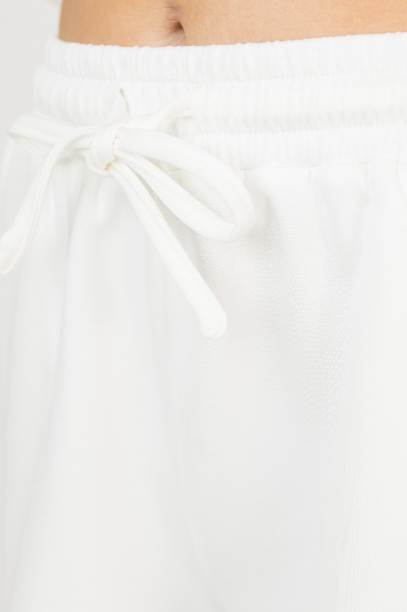 Scallop Shorts Set, Ivory - 0212-35.jpg