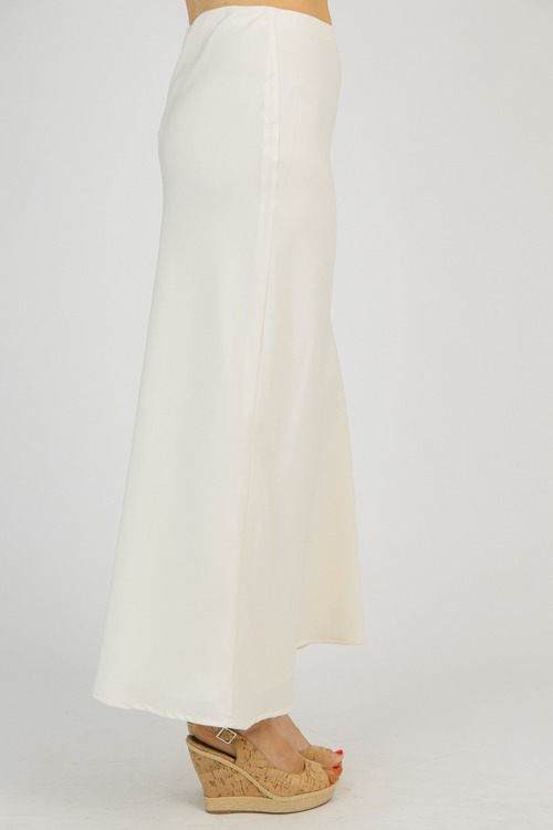 Mara Midi Skirt. Ivory - 0311-18.jpg