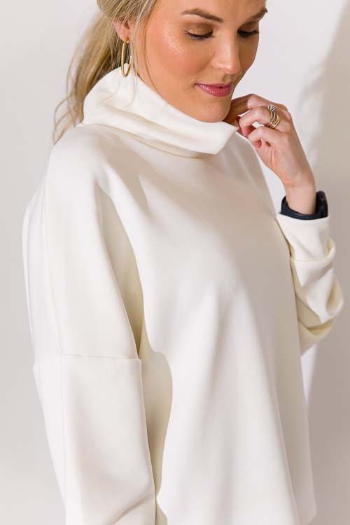 Creamy Modal Turleneck, Ivory