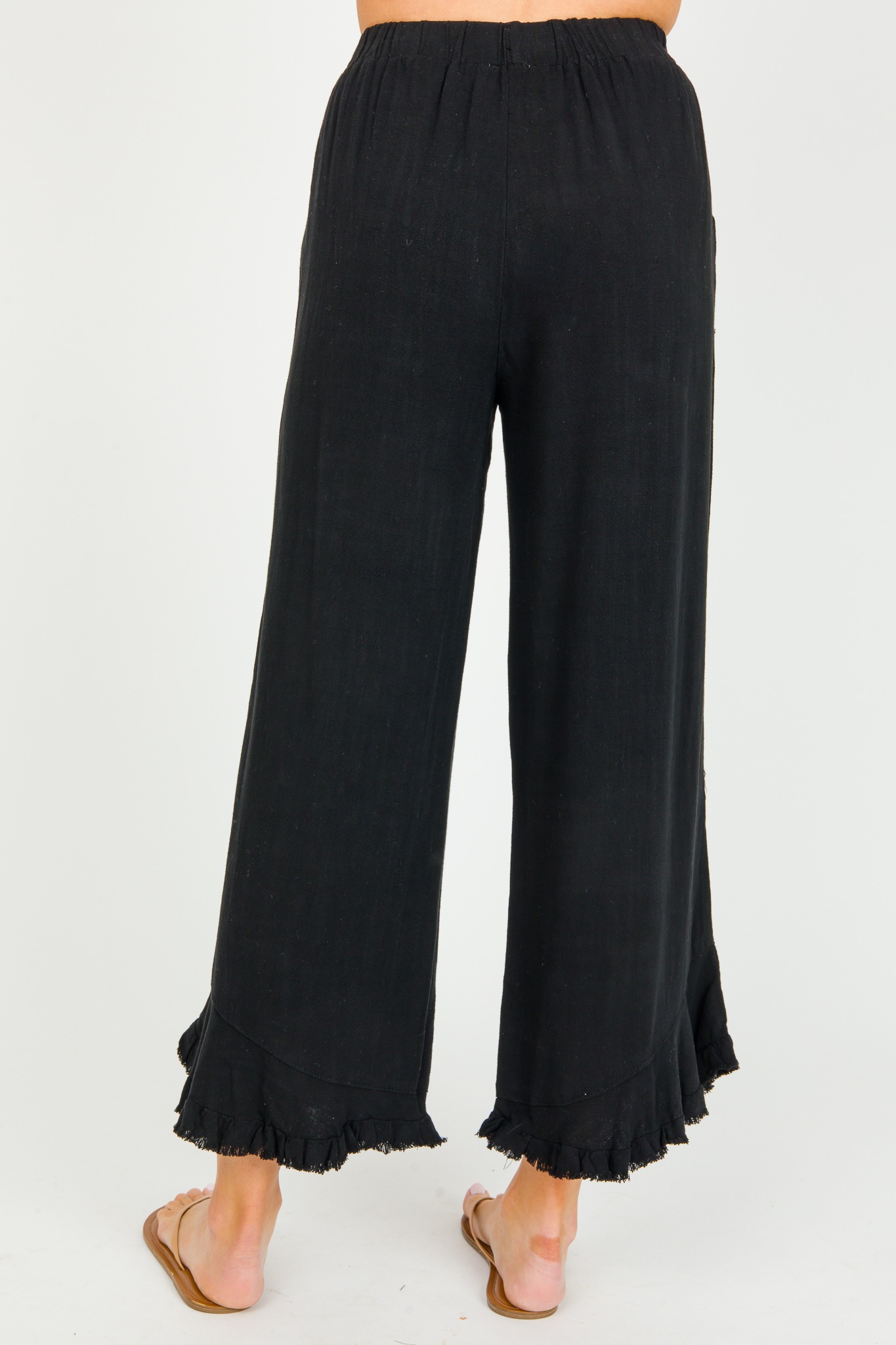 Fray Ruffle Crop Pant, Black - 0326-13.jpg