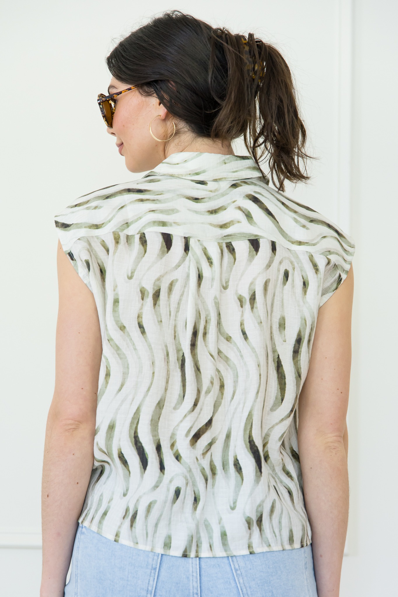 Twist Hem Printed Top, Olive - 0422-140.jpg