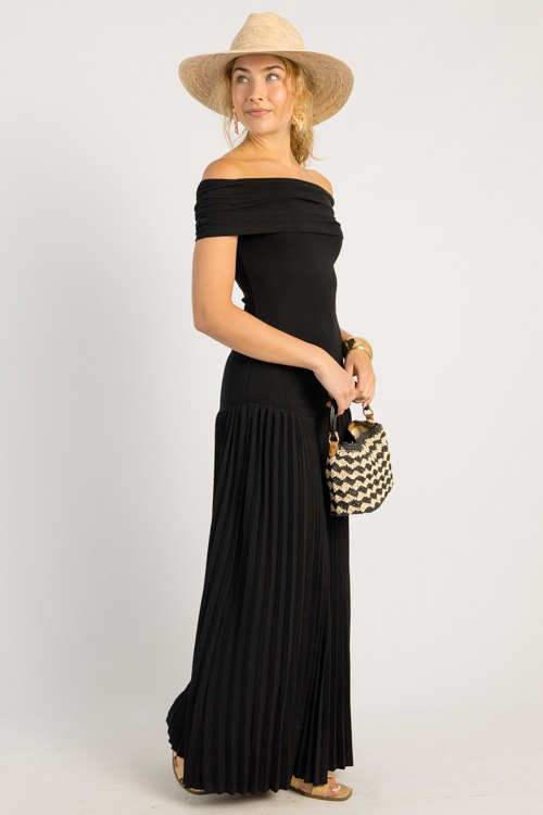 Noteworthy Knit Maxi, Black - 0515-55.jpg