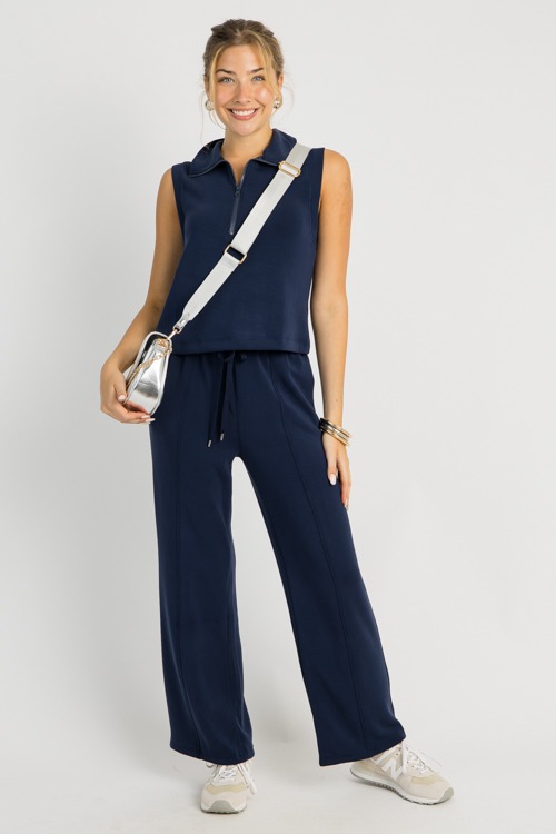 Leisurely Set, Navy