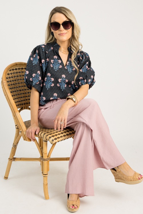 Gina Floral Top, Black - 0612-16p.jpg