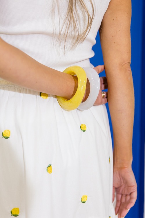 Pamela Bangle, Yellow - 0616-58.jpg