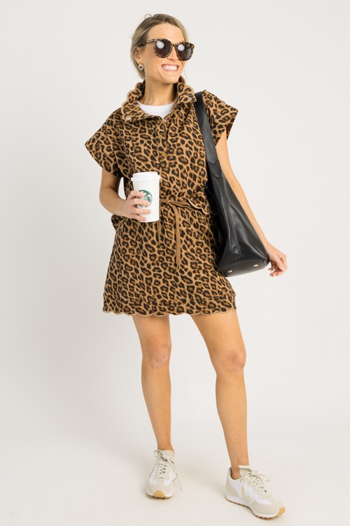 Scallop Hem Leopard Pullover - 0619-148h.jpg