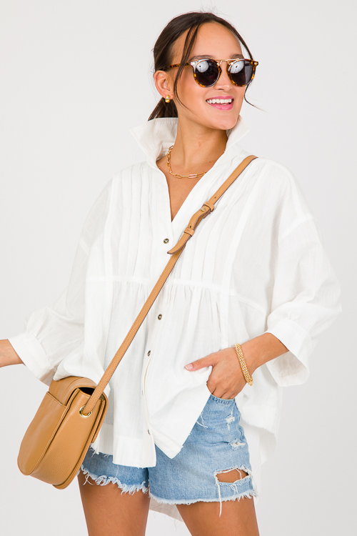 Dip Hem Button Top, White