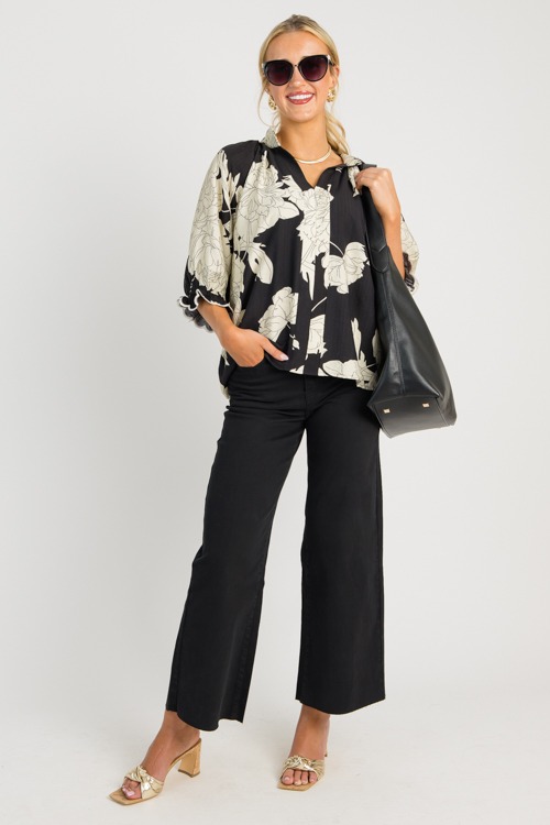 Floral Scallop Sleeve Top, Black