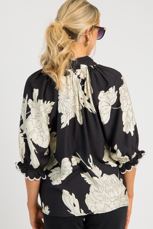Floral Scallop Sleeve Top, Blac - 0701-31.jpg