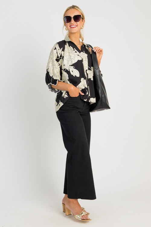 Floral Scallop Sleeve Top, Blac - 0701-37.jpg