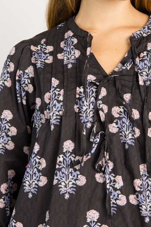 Floral Pintuck Tie Top, Black M - 0716-76.jpg