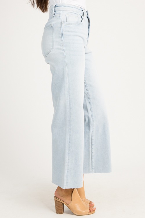 Priscilla Jeans, Light - 0723-58.jpg