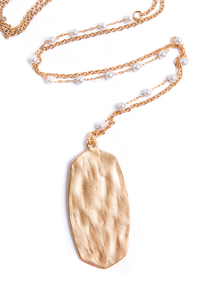 Matte Gold Pendant Necklace