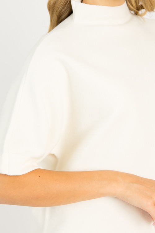 Effortlessly Chic Sweater, Ivor - 0807-43.jpg