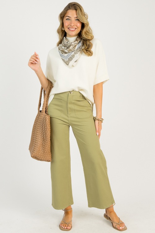 Effortlessly Chic Sweater, Ivor - 0807-49.jpg