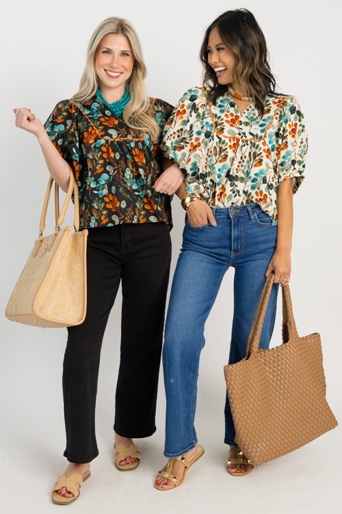 Branch Out Scallop Top, Black