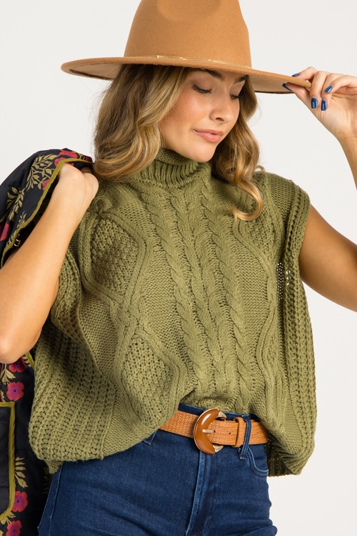 Brett Sweater Vest, Olive - 0821-104.jpg
