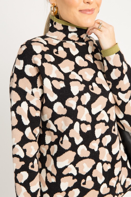 Olive Trim Leopard Sweater, Bla - 08260_2861 (16).jpg