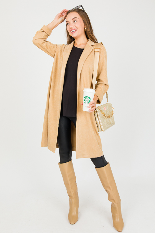 Jill Coat, Camel