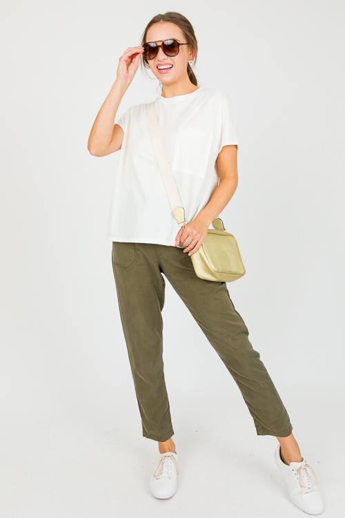 Round Neck Pocket Tee, Ivory