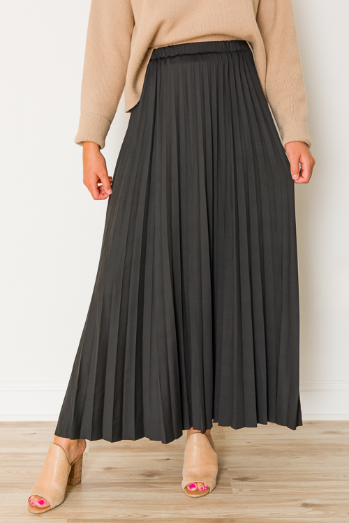 Pleated Knit Midi Skirt, Black - New Arrivals - The Blue Door Boutique