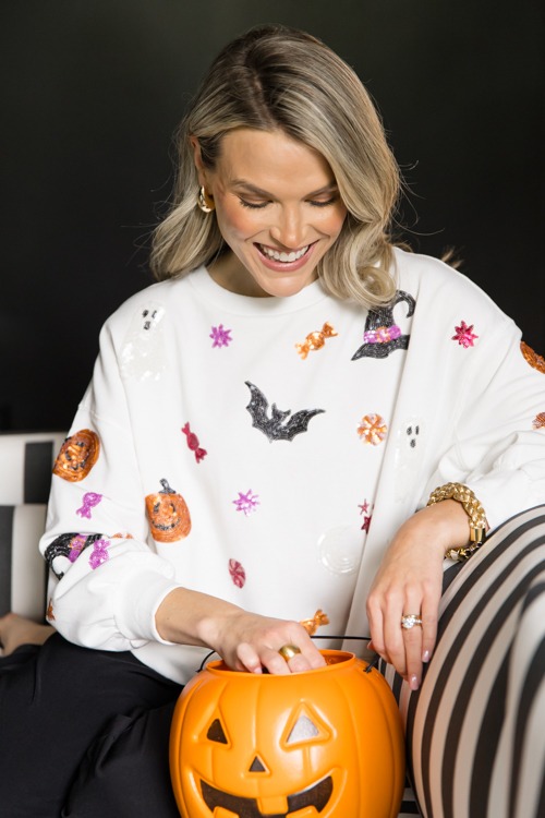 Millie Sweatshirt, Halloween - 0913-75.jpg