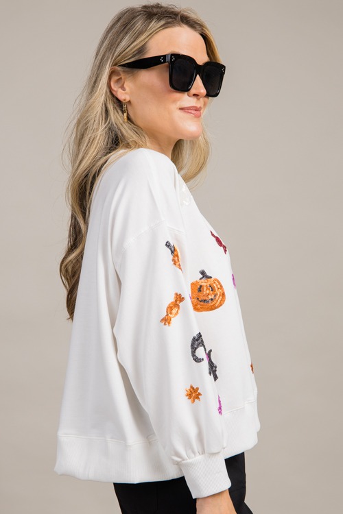 Millie Sweatshirt, Halloween - 0913-76.jpg