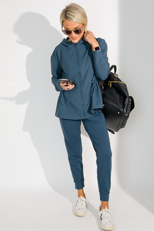 Mattie Joggers, Navy
