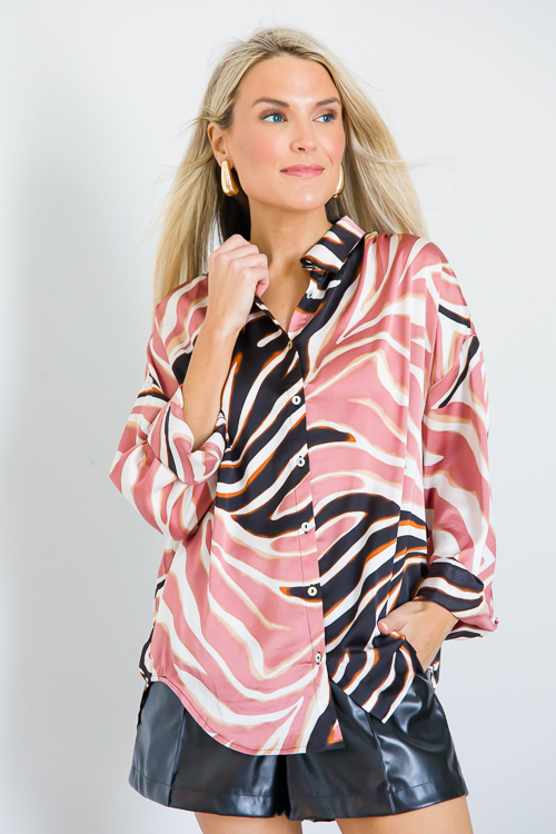 Bold Personality Shirt, Black/Mauve