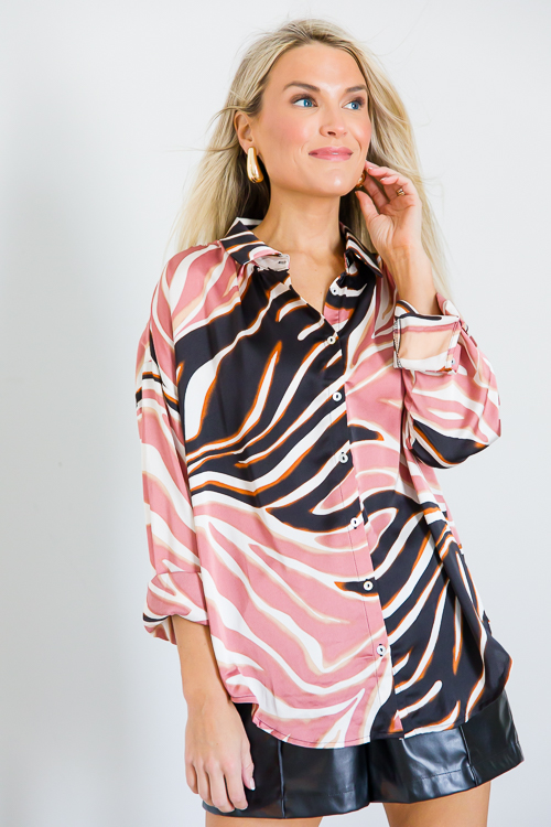 Bold Personality Shirt, Black/Mauve