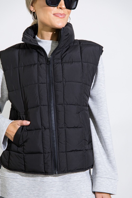 Lindsey Quilted Vest, Black - 0920-184p.jpg