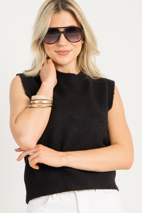 Quincy SL Sweater, Black - 0922-25p.jpg