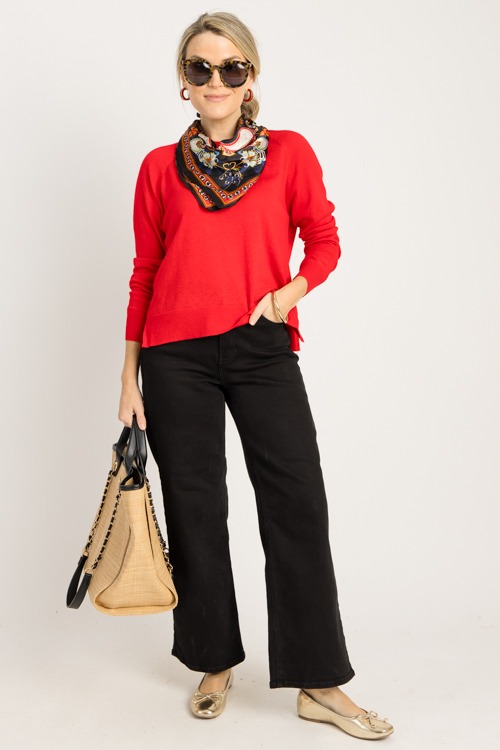 Amy Sweater, Red