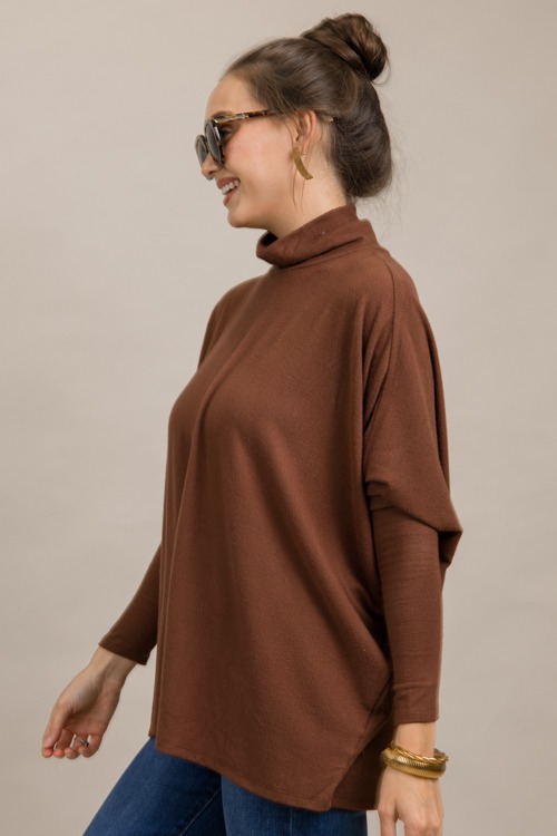 Kelsea Oversize Top, Chestnut - 0926-124-Edit.jpg