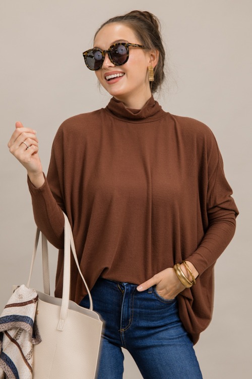 Kelsea Oversize Top, Chestnut - 0926-126-Edit.jpg