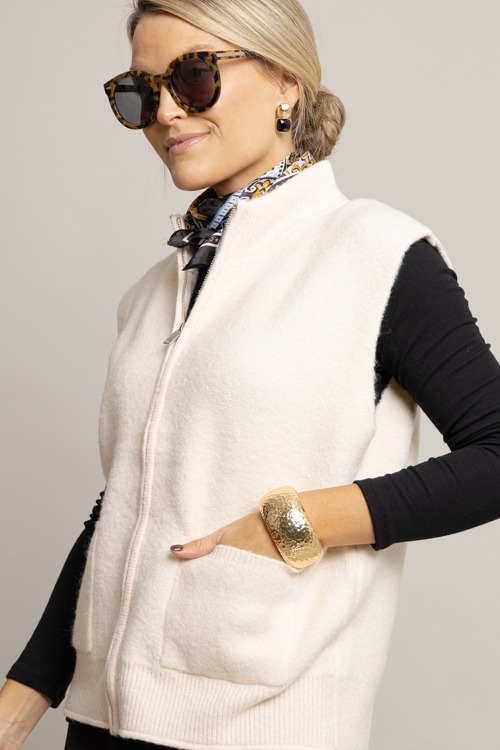 Zip Front Sweater Vest, Ivory - 0930-36p.jpg