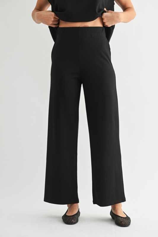 Lyla Stretch Pants Set, Black - 0d0bb3e7-f25e-4ff2-990b-08b34e06b97b.jpg