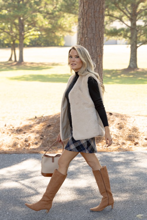 Francine Fur Vest, Taupe