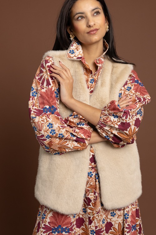 Francine Fur Vest, Taupe - 1002-47.jpg