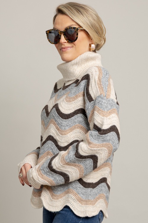 Wave Stripe Turtleneck - 1006-114.jpg