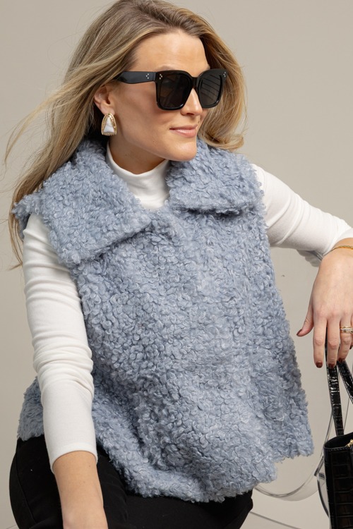Sherpa Vest, Pigeon Blue - 1013-10.jpg