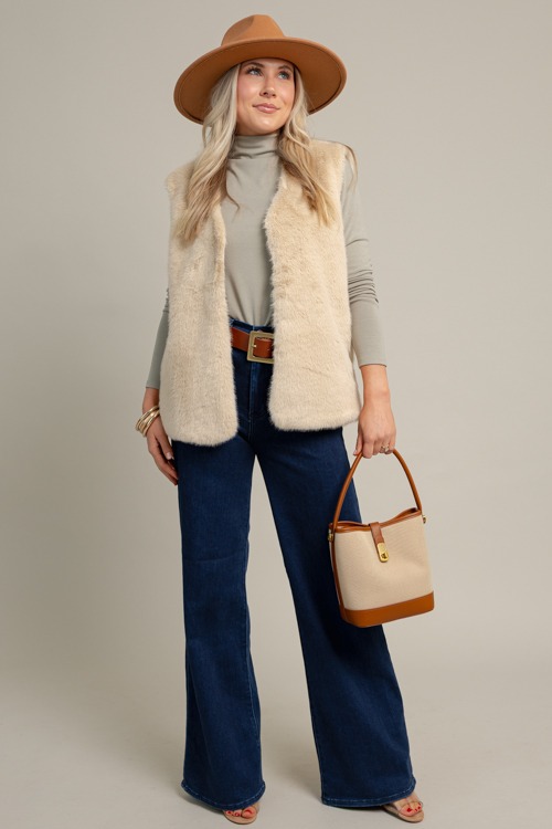 Francine Fur Vest, Taupe - 1013-47.jpg