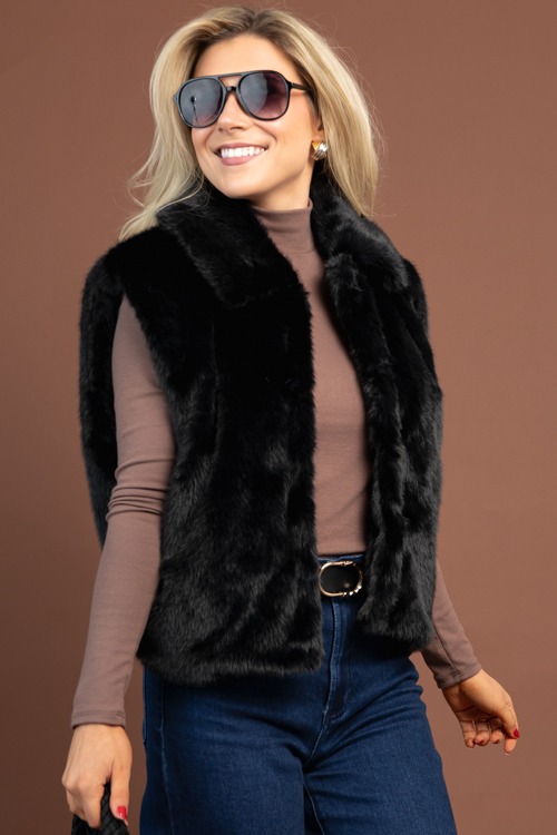 Moxie Fur Vest, Black - 1029-32.jpg