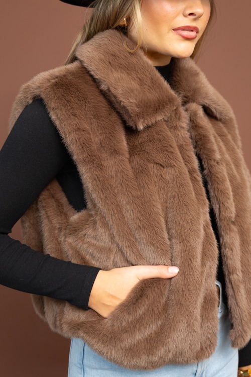 Moxie Fur Vest, Brown
