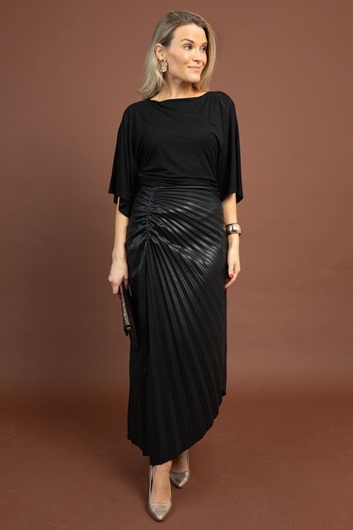 Asymmetric Pleat Leather Skirt