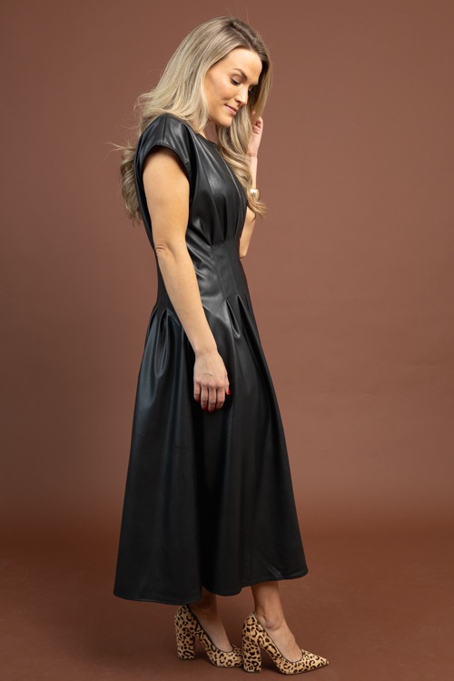 Pleated Leather Maxi, Black - 1103-29.jpg