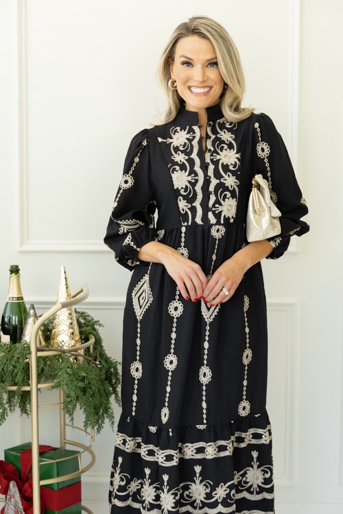 Embroidered Elegance Midi, Black - 1107-282h.jpg