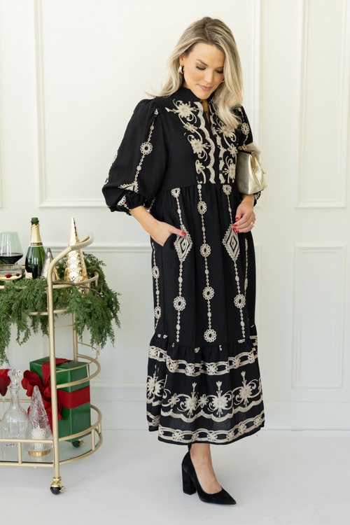 Embroidered Elegance Midi, Black - 1107-285.jpg